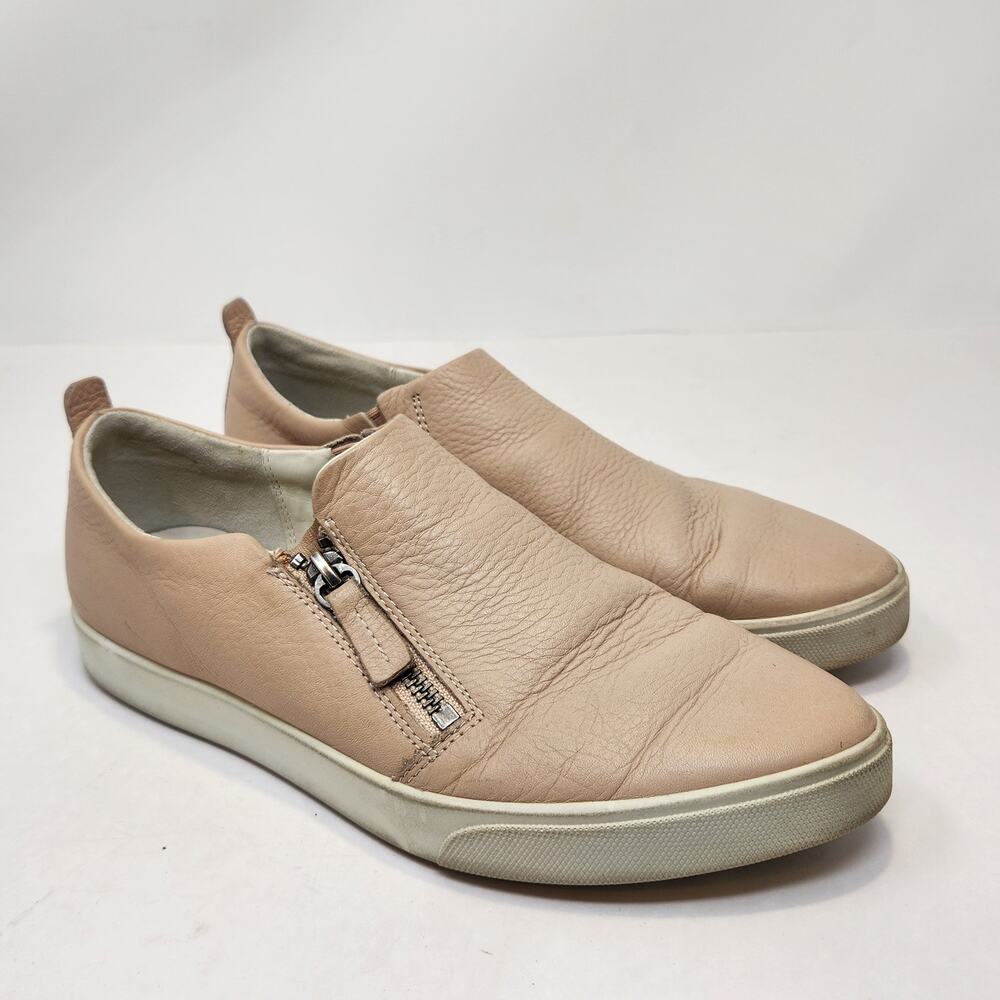 Ecco Light Pink Leather Slip On Sneakers Comfort Shoes Women Size 7 Pointed Toe